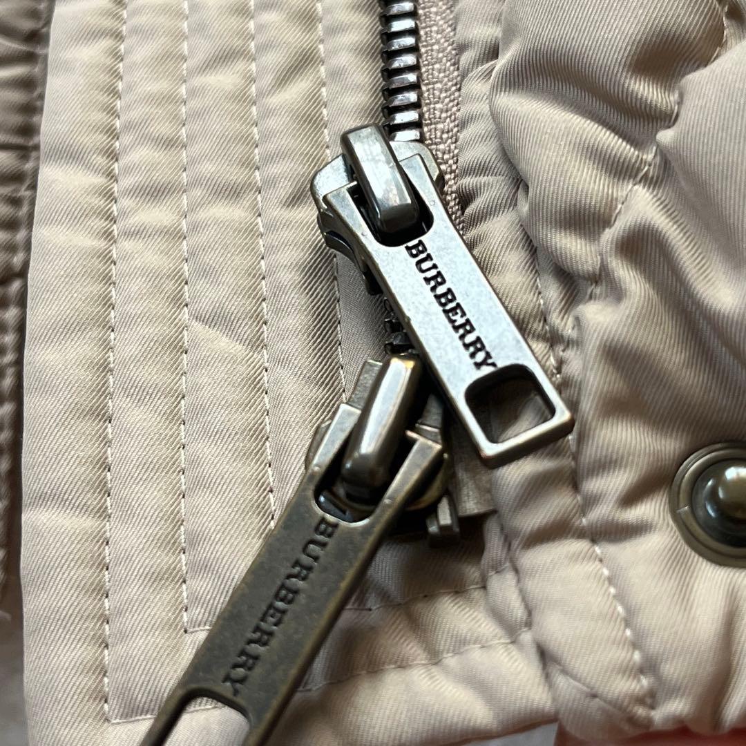 ●バーバリーロンドン　ダウンベスト　メガチェック　ノバ　ベルト付き　ダイヤカット