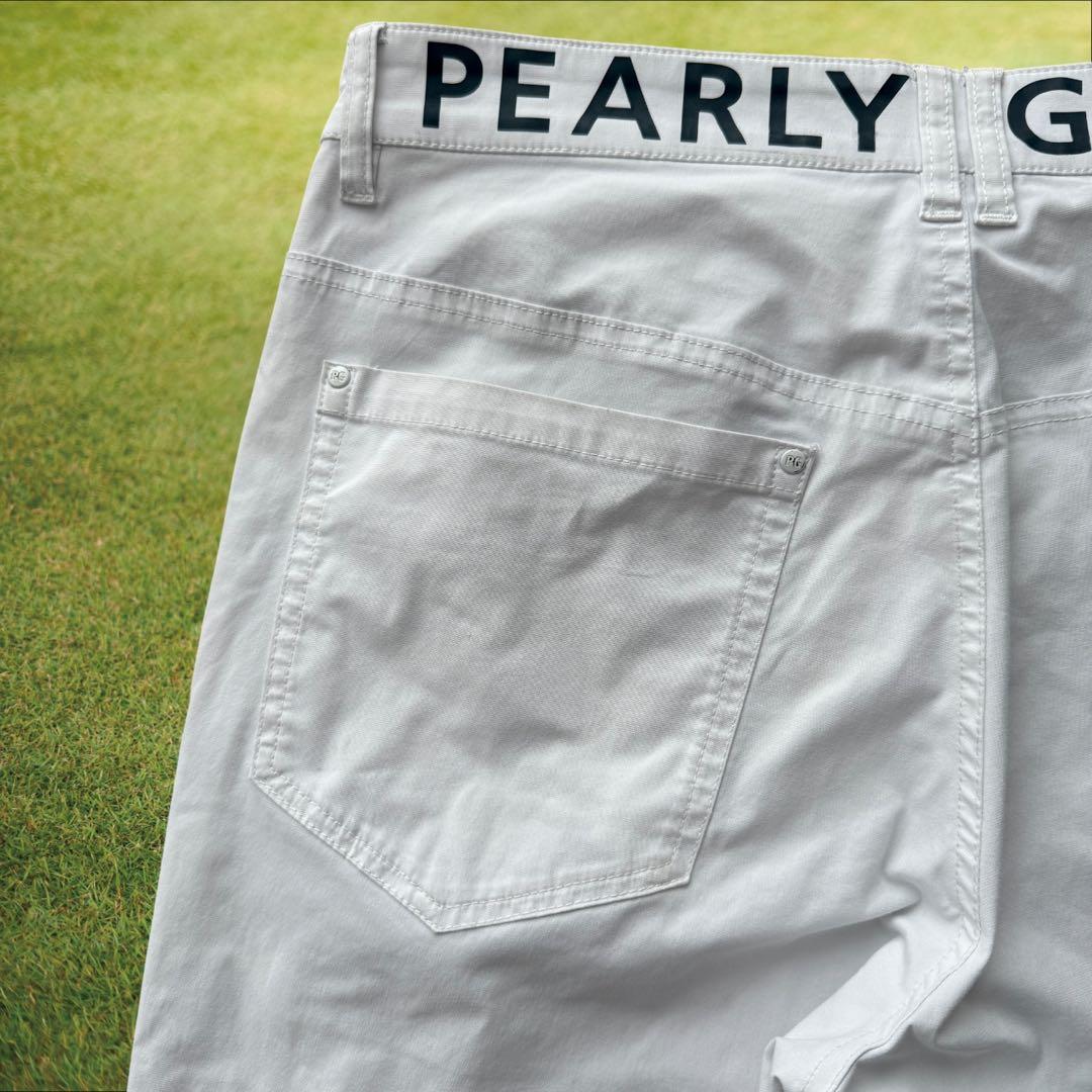 人気デザイン　パーリーゲイツ　パンツ　白　L〜XL相当 ホワイト　美品　ゴルフ
