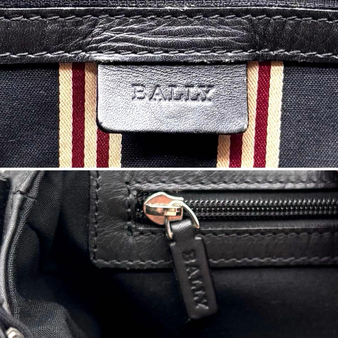 ✨良品✨バリー　メッセンジャーバッグ　トレスポ　A4可　レザー　南京錠