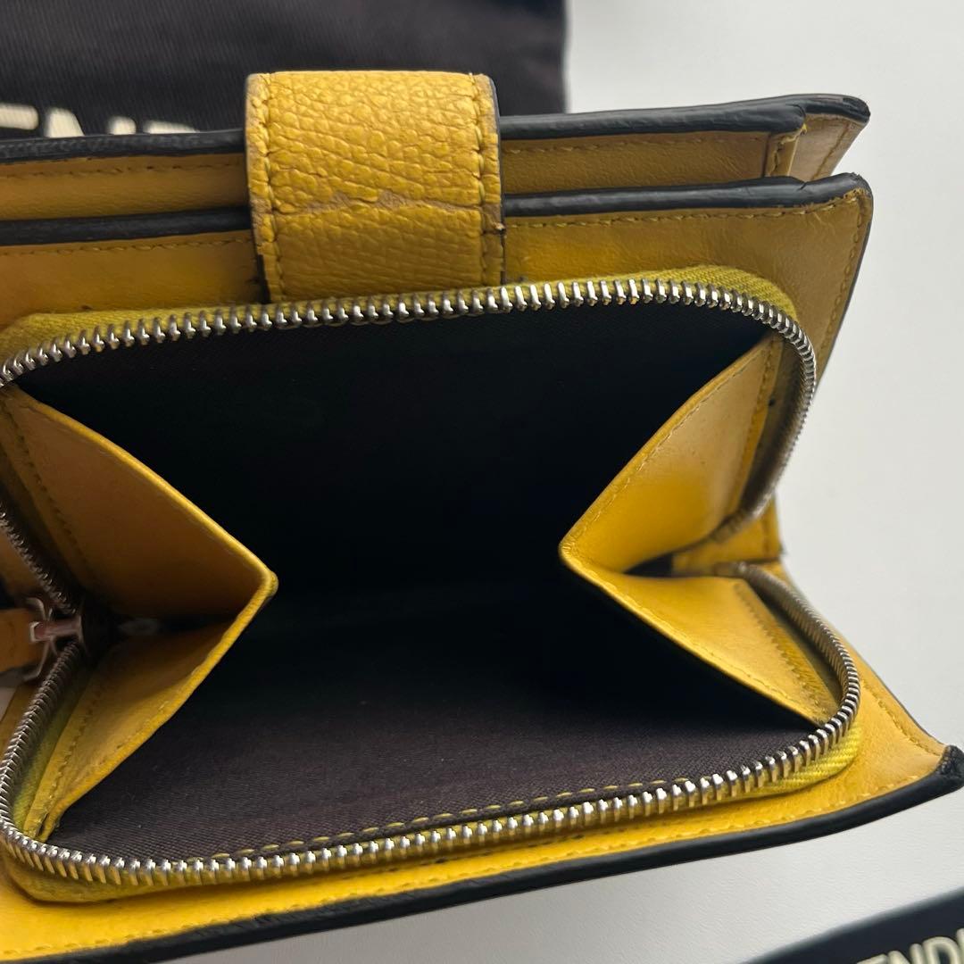 122 極上美品 FENDI フェンディ ズッカ 2つ折り財布