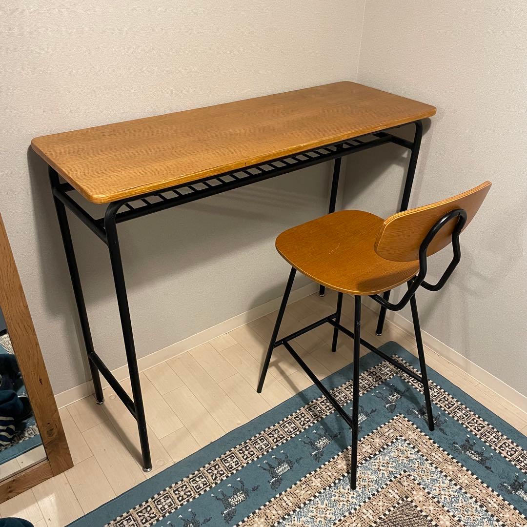 unico テーブル　チェア　SKOLA