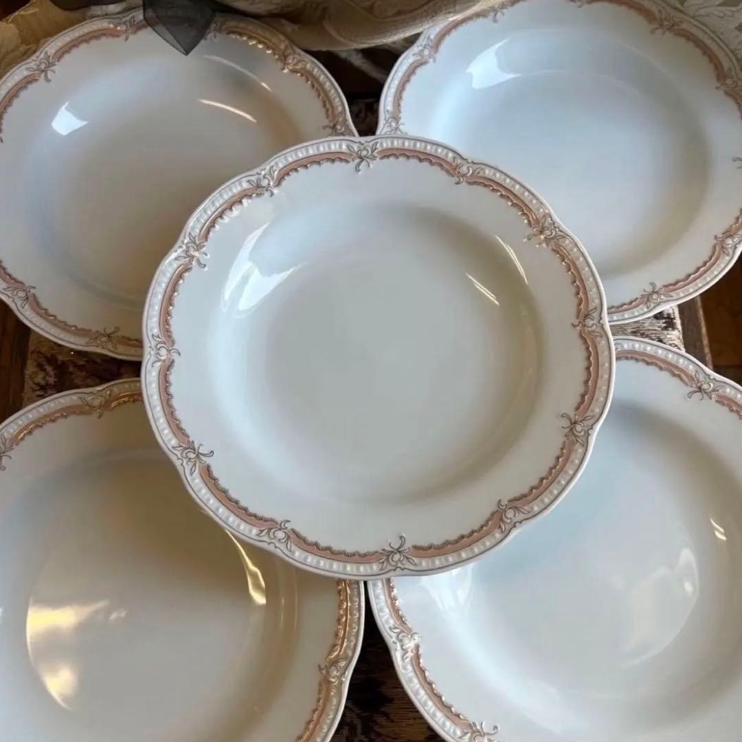 ドイツ製 Hutschenreuther ペールピーチ 金彩 美しいレリーフ5枚