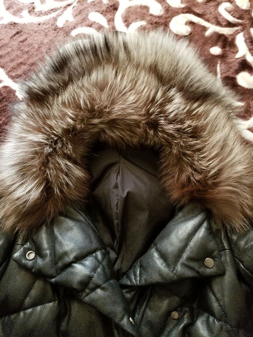 襟元リアルフォックスファーレザーラダウンハーフコートフード付き