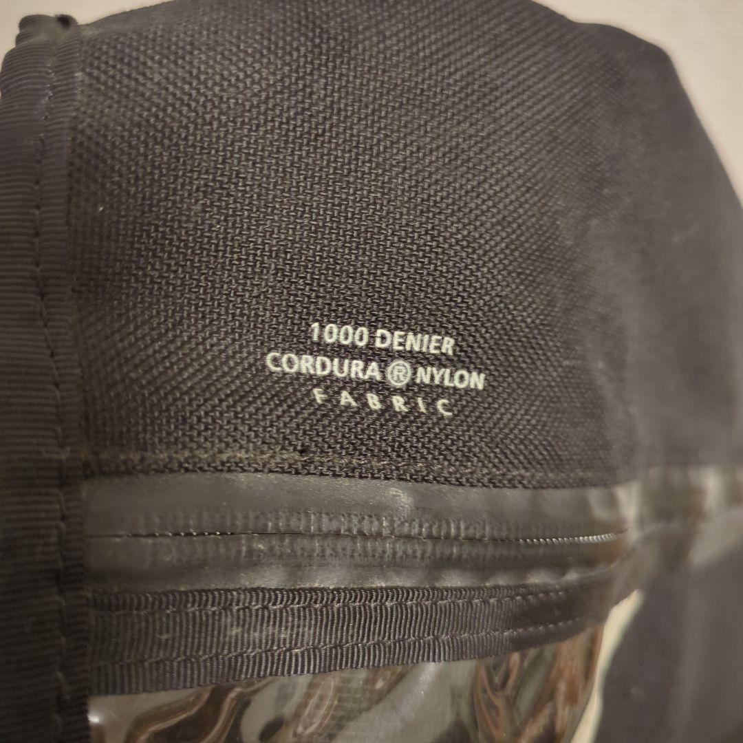 LARS メッセンジャーバッグ ブラック