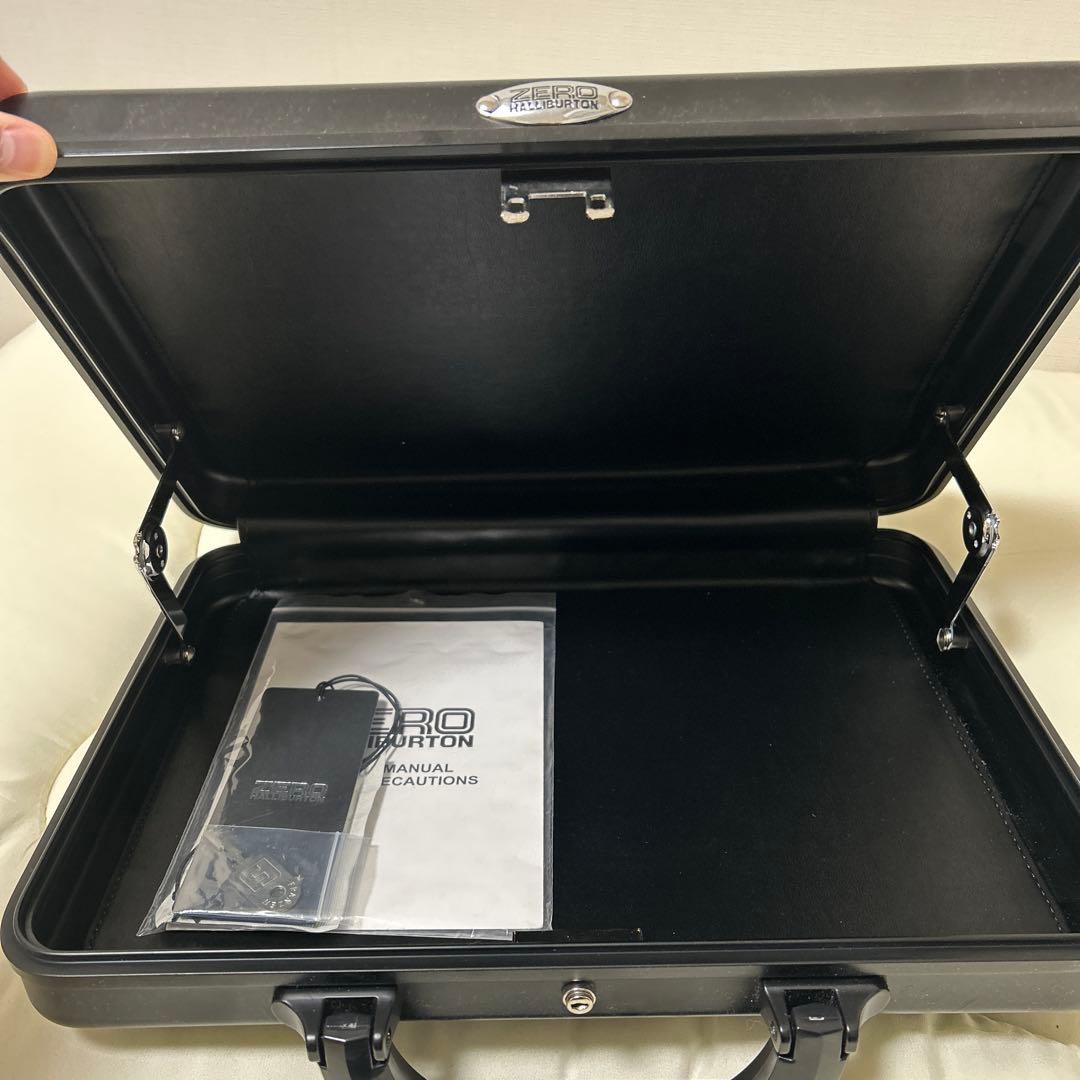 ゼロハリバートン ZERO HALLIBURTON アタッシュケース
