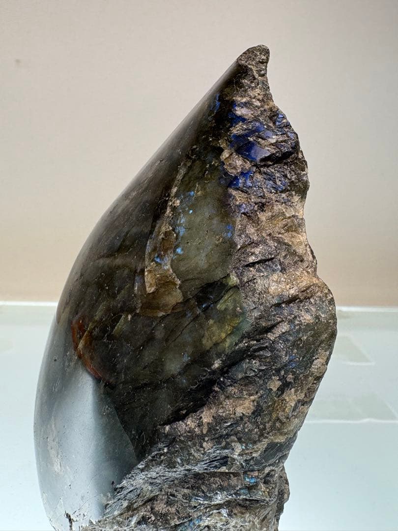 ラブラドライト 原石　特大　置物