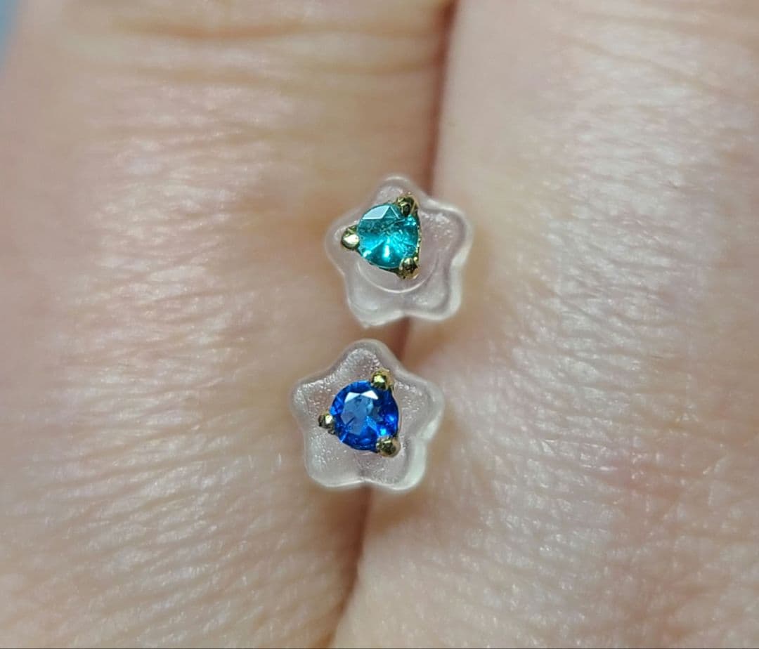 美しいネオン達!!★アウイナイト&バターリャパライバトルマリン18Kピアス★