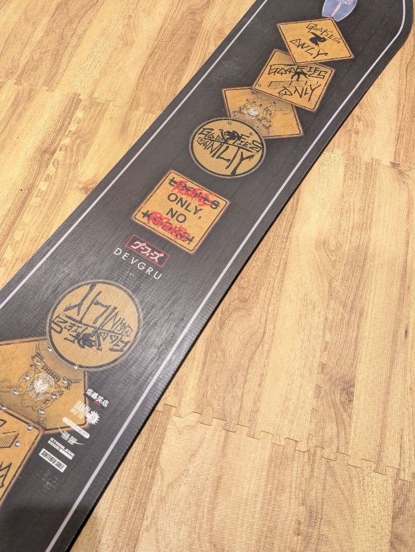 ラントリボード　滑走1回のみ　24-25モデル　DEVGRU グーフィーズ