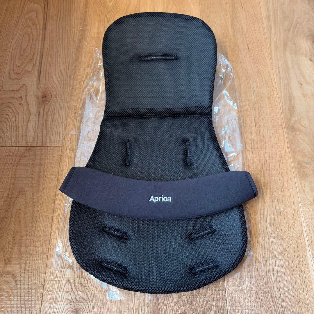 【極美品】Aprica ラクーナ クッション フリー