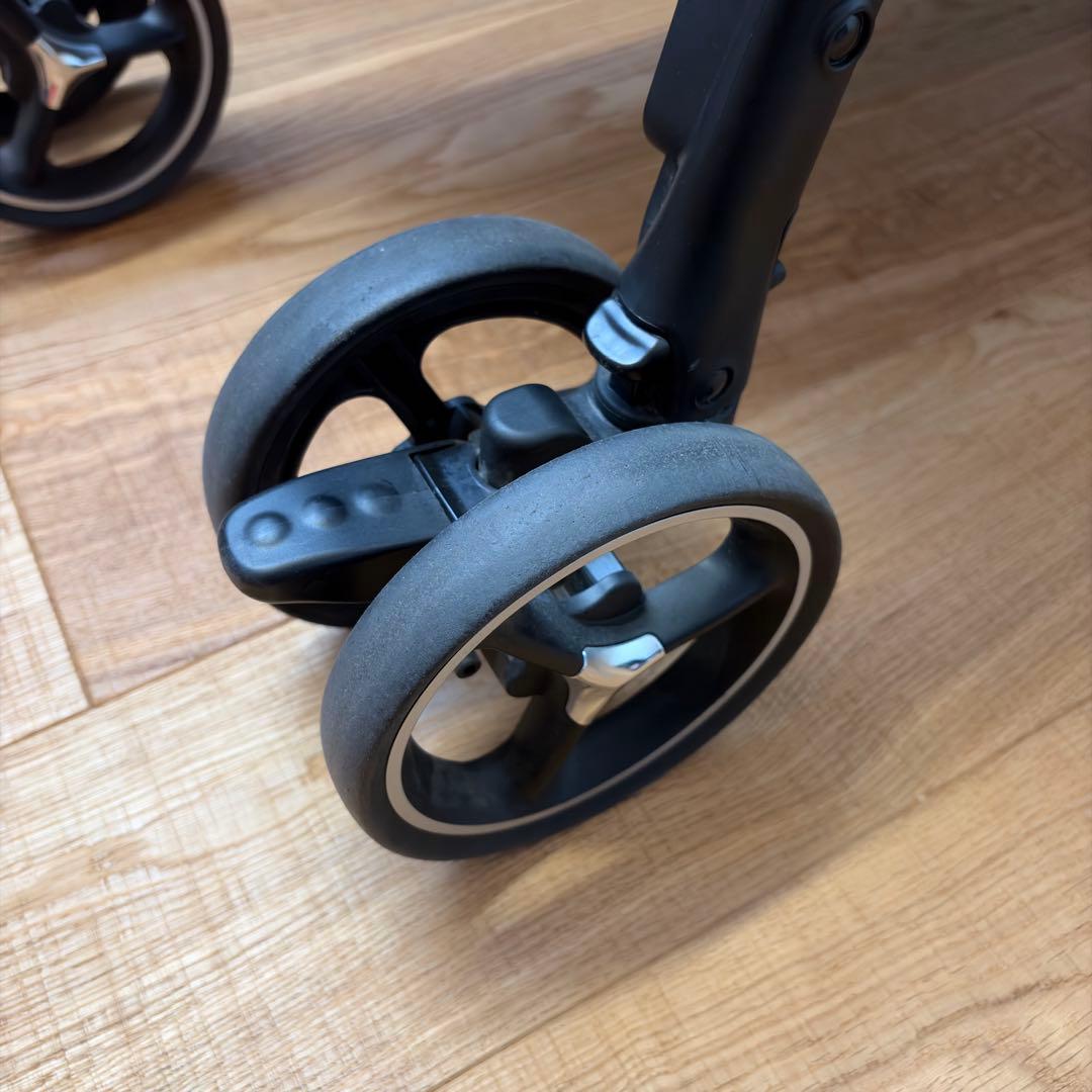 【極美品】Aprica ラクーナ クッション フリー