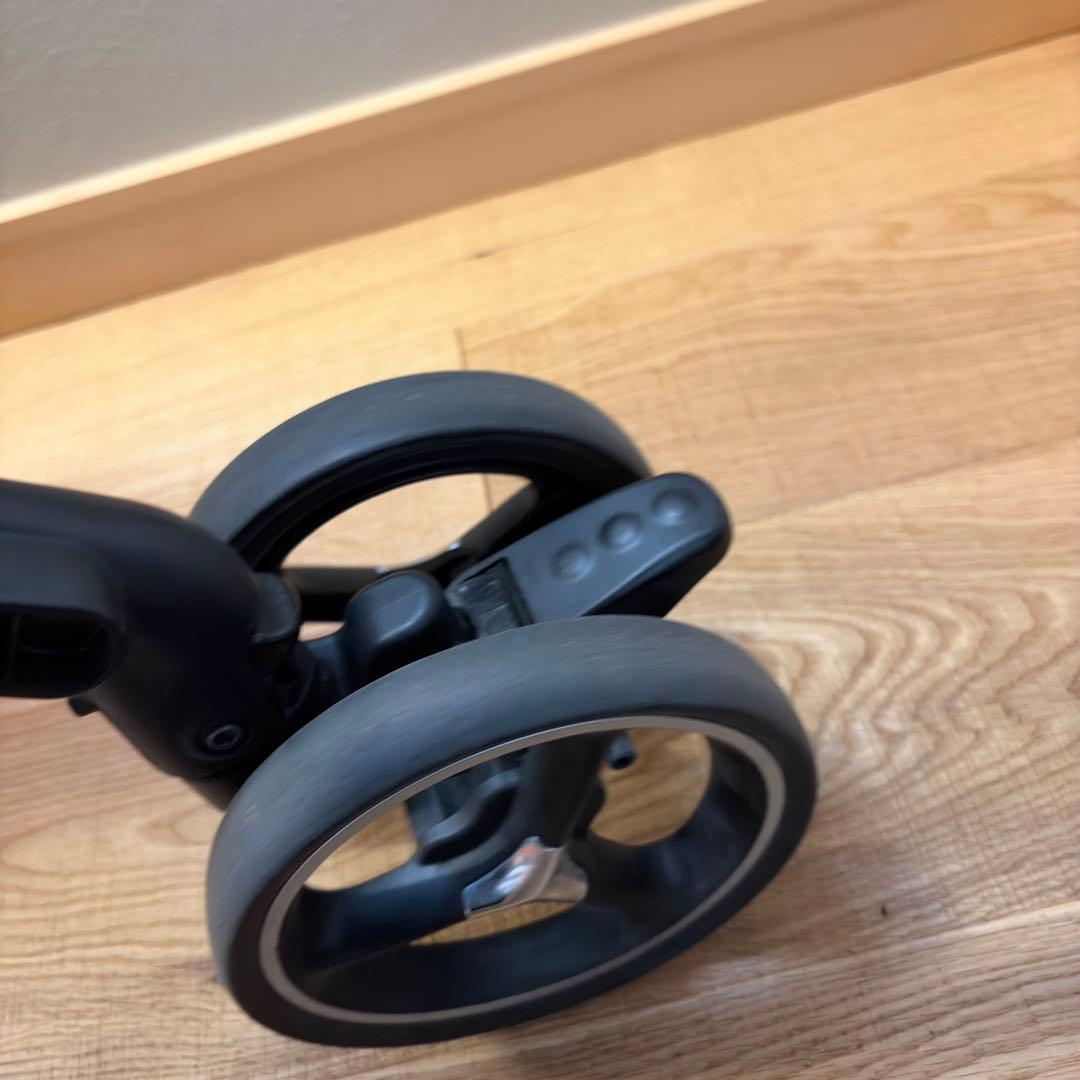 【極美品】Aprica ラクーナ クッション フリー