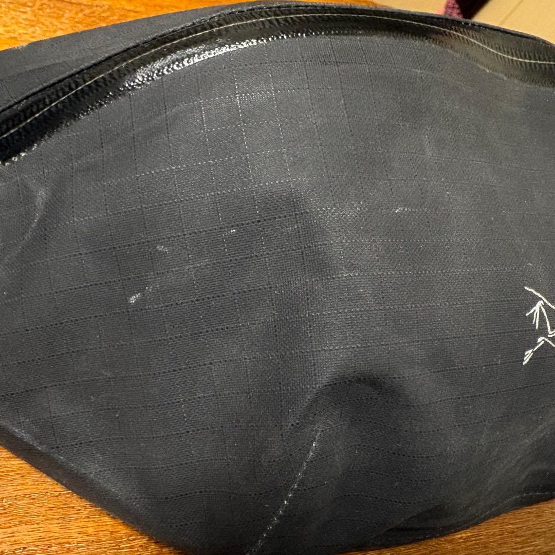 Arc'teryx グランヴィルクロスボディバッグ ブラック