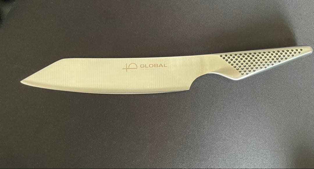 海外限定モデル　GLOBAL 40周年記念 ペティナイフ　15cm 切付け