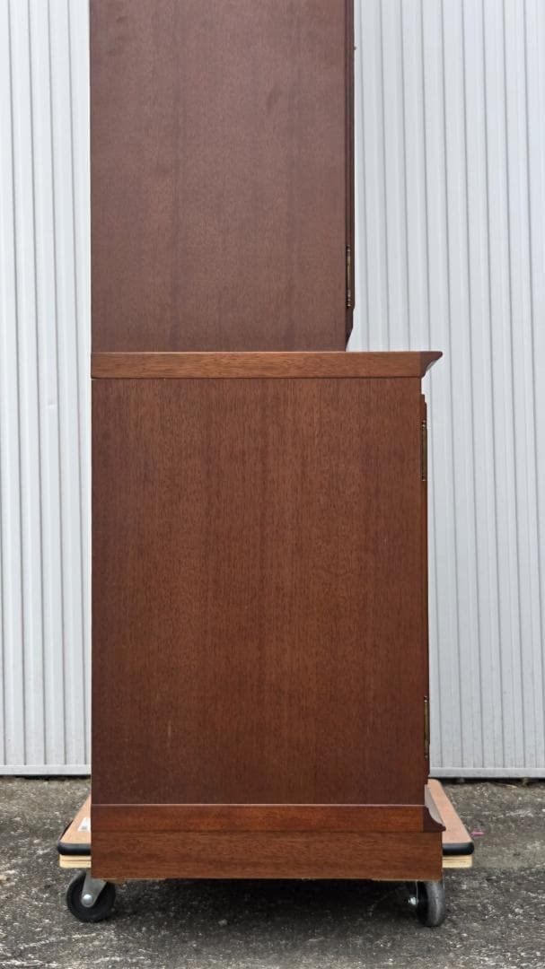 マルニ 地中海シリーズ 飾り棚 ガラスショーケース開戸棚 花見川区にてお渡し歓迎