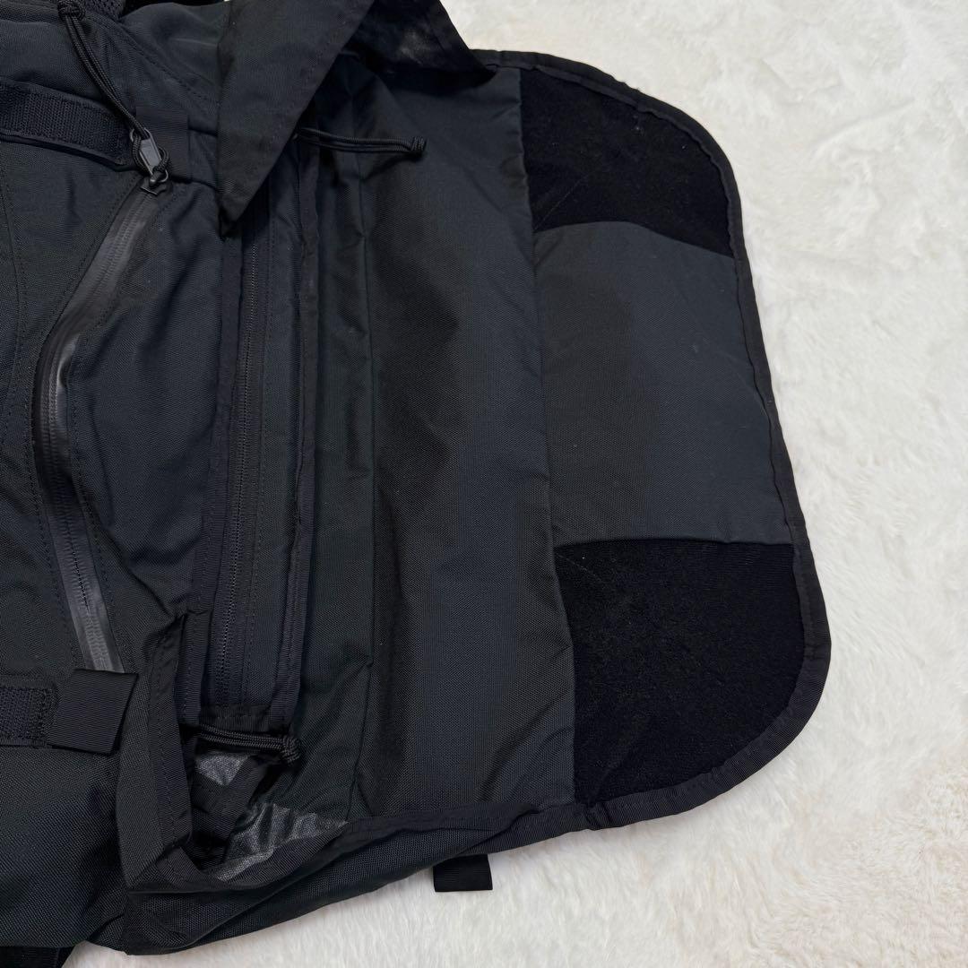 【美品】ミステリーランチ アウトサイダー メッセンジャーバッグ 黒　2way
