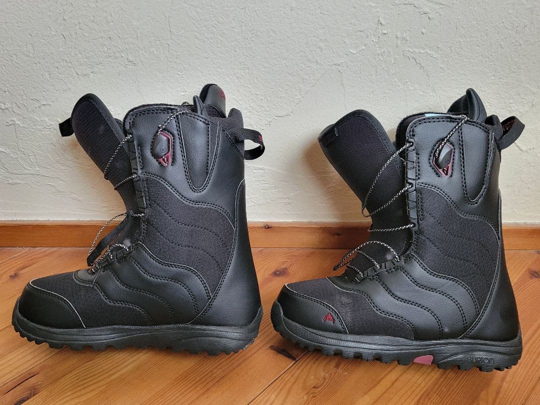 Burton Mint AF 女性用スノーボードブーツ 225