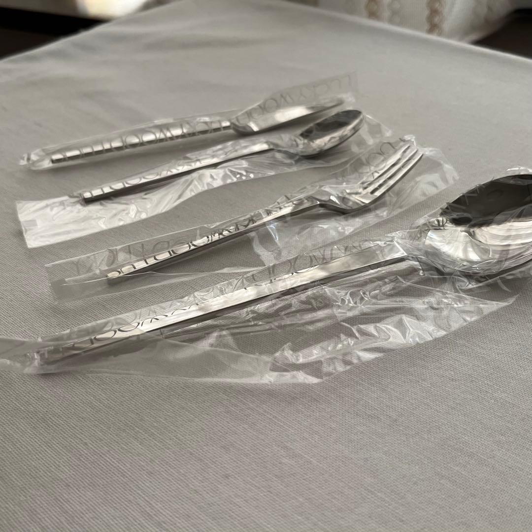 ラッキーウッド スカンジナビア 18-12ステンレス スープスプーン フォーク