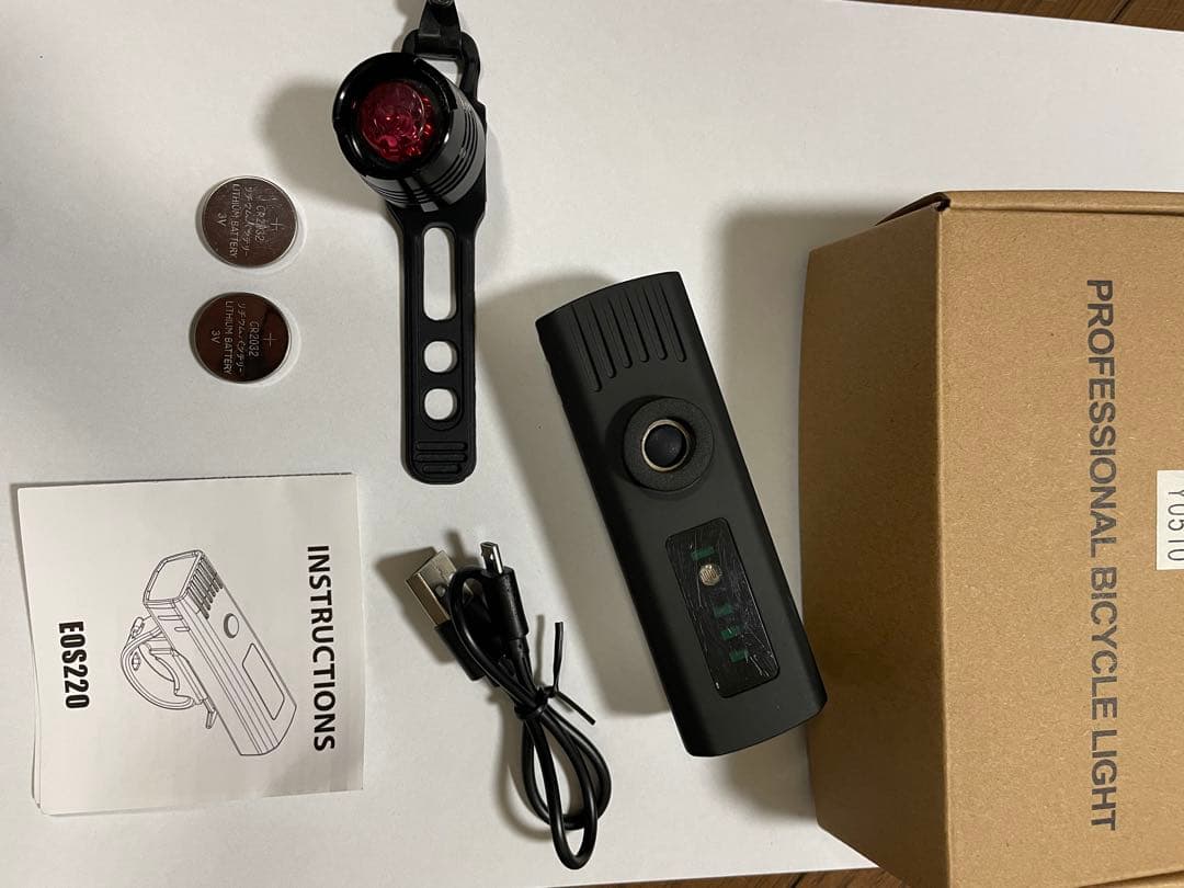 GIANT ESCAPE R DISC　クロスバイク　配送（北海道と沖縄県除く）