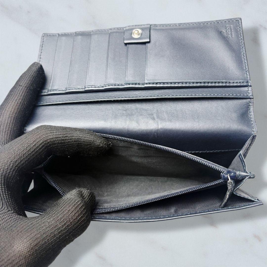 09 GUCCI PVC 二つ折り財布 長財布 シェリーライン k8