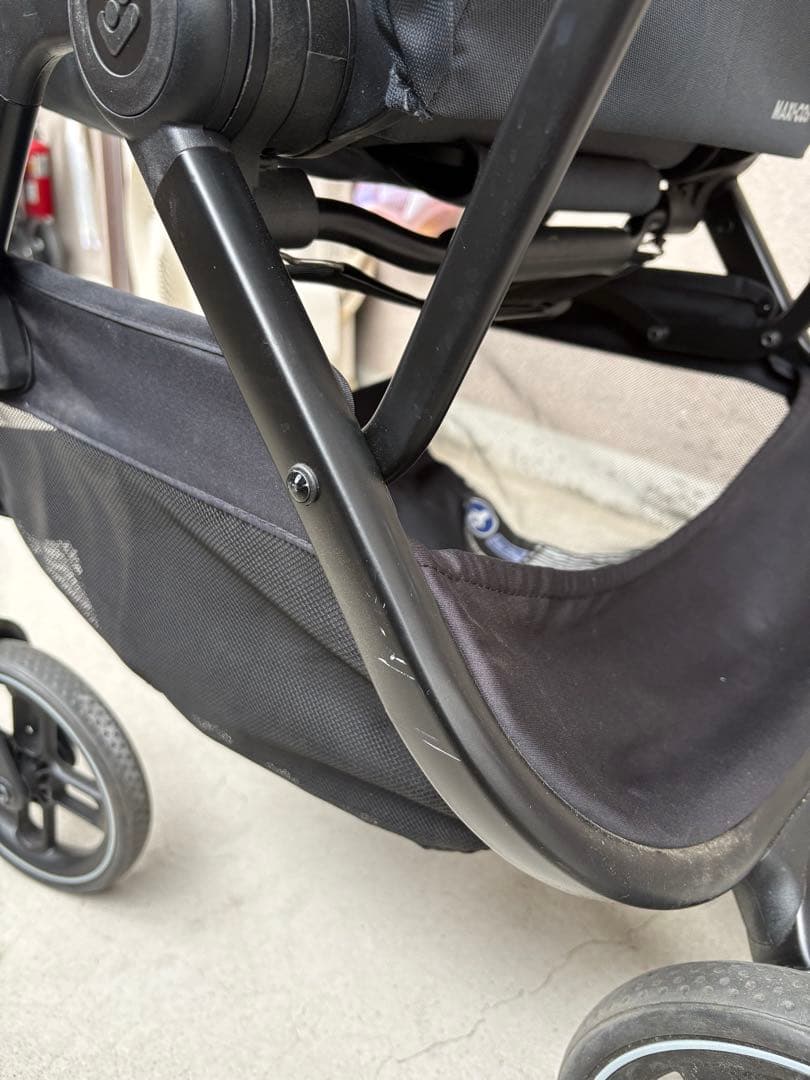 【2025年購入・付属品完備】マキシコシ レオナ2