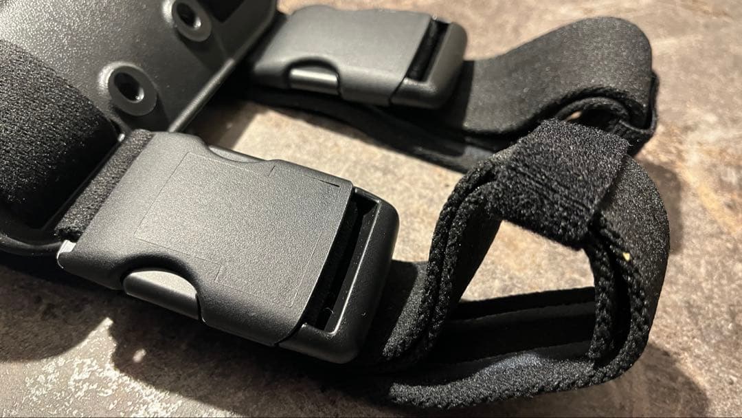 サファリランドS&W M&P9 ホルスター 右利き用　SAFARILAND