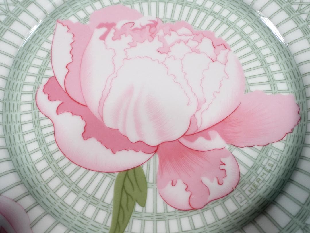 HERMESエルメス ピヴォワンヌPIVOINES ROSES 中皿　プレート