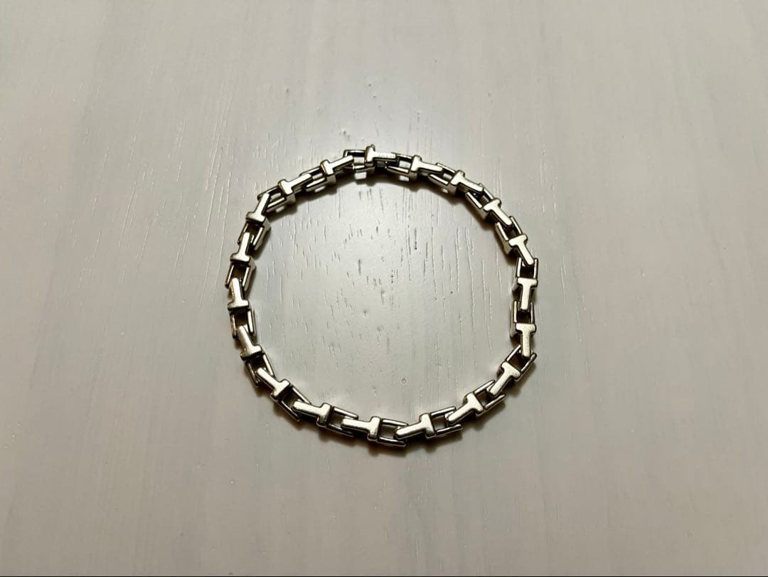 Tiffany & Co. ティファニーTナローチェーンブレスレット