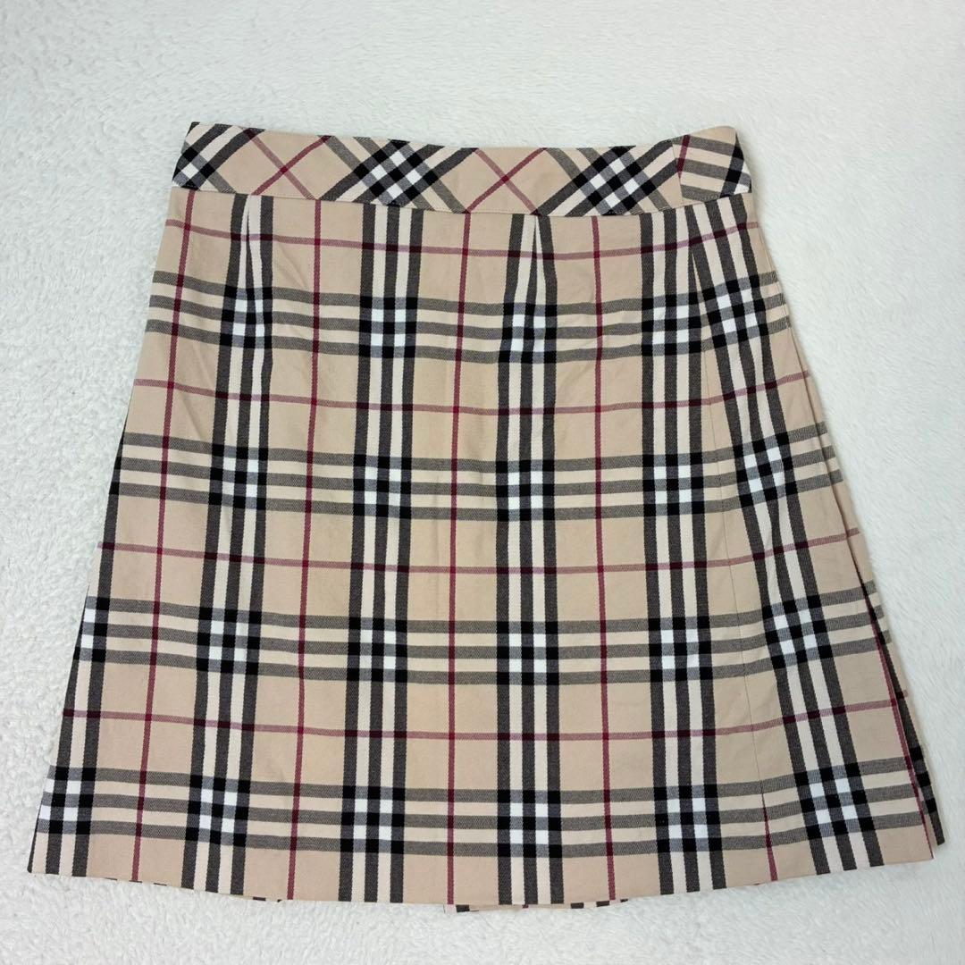 バーバリーロンドン　スカート　膝丈　ノバチェック　ベルト　プリーツ　40 L相当
