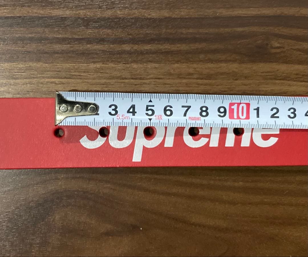 Supreme ロゴ入り レッド ベルト