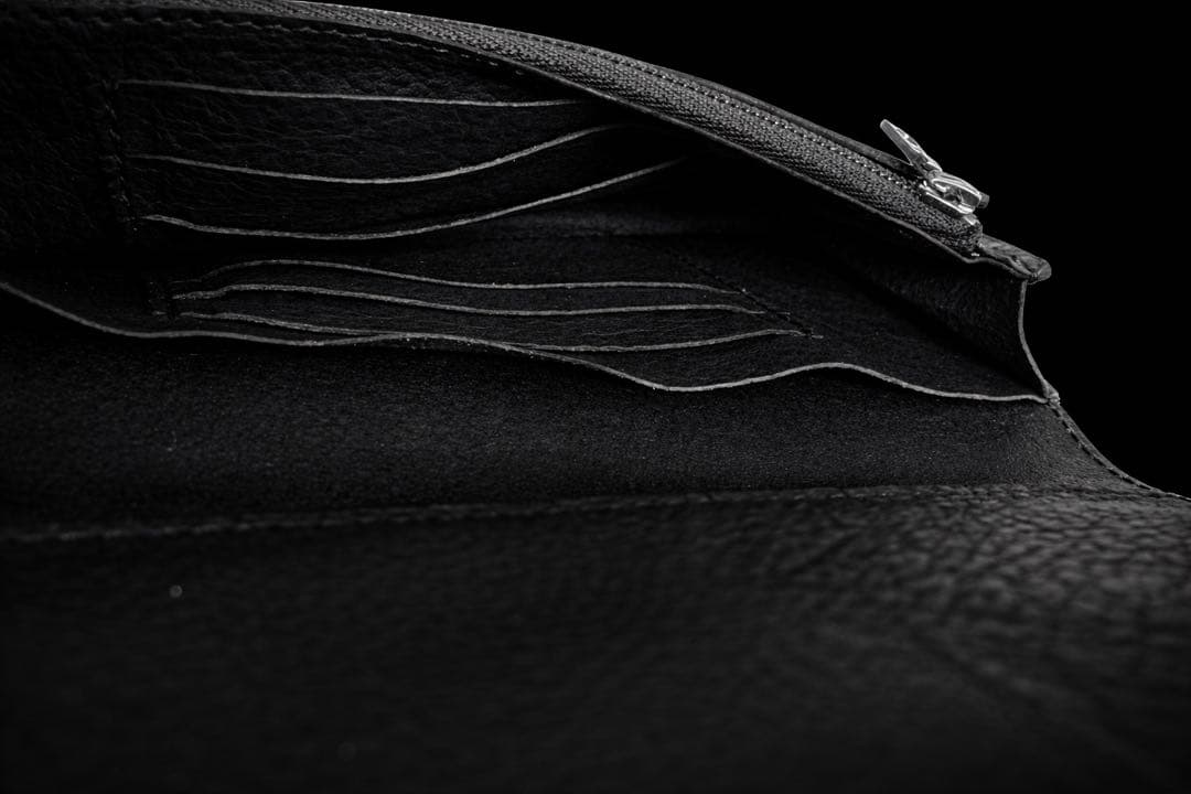 イサムカタヤマバックラッシュ　guideバイソン　長財布