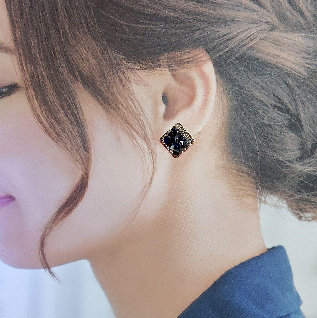 【1213】ラインストーンと細石のピアス／イヤリング