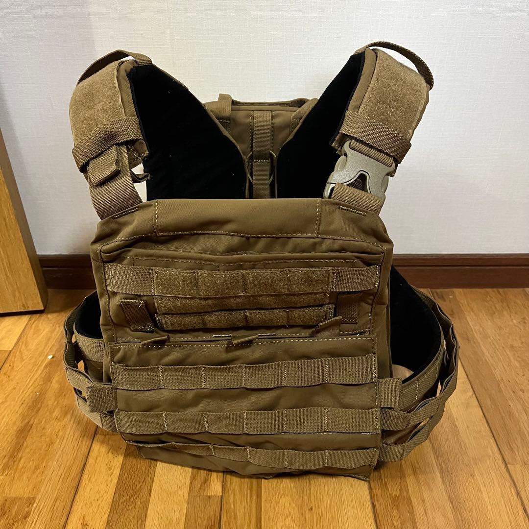 TMC製Crye Precision AVSタイプ プレートキャリア　実物生地