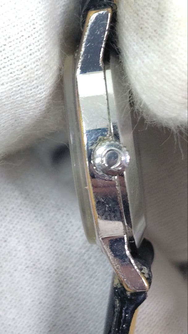 【動作品】OMEGA Geneve 手巻き ヴィンテージ腕時計 Ω純正リューズ