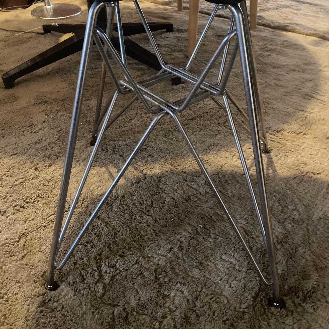 ハーマンミラー イームズ シェルチェア エッフェルベース　ブラック　希少