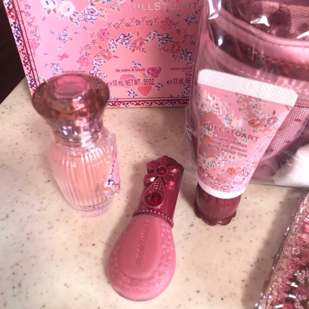 JILLSTUART クリスマスコフレ2024ギルティパフェタイム　コレクション