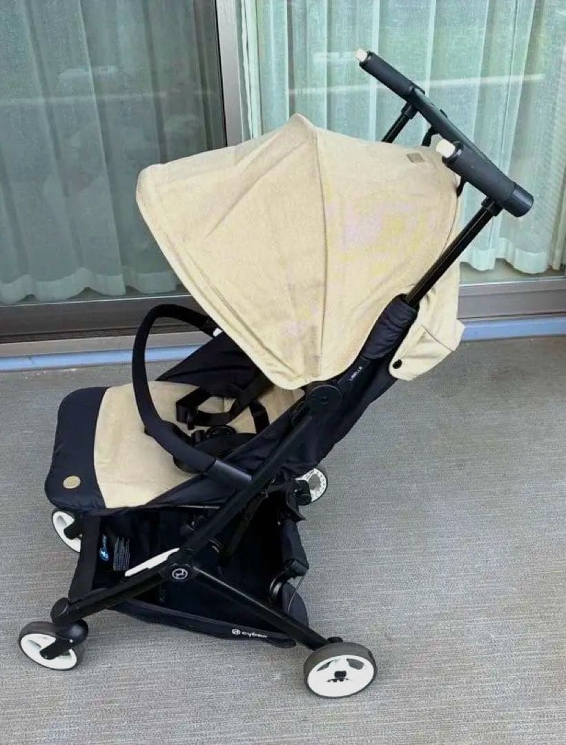 LIBELLE 折りたたみ式ベビーカー ベージュ/ブラック