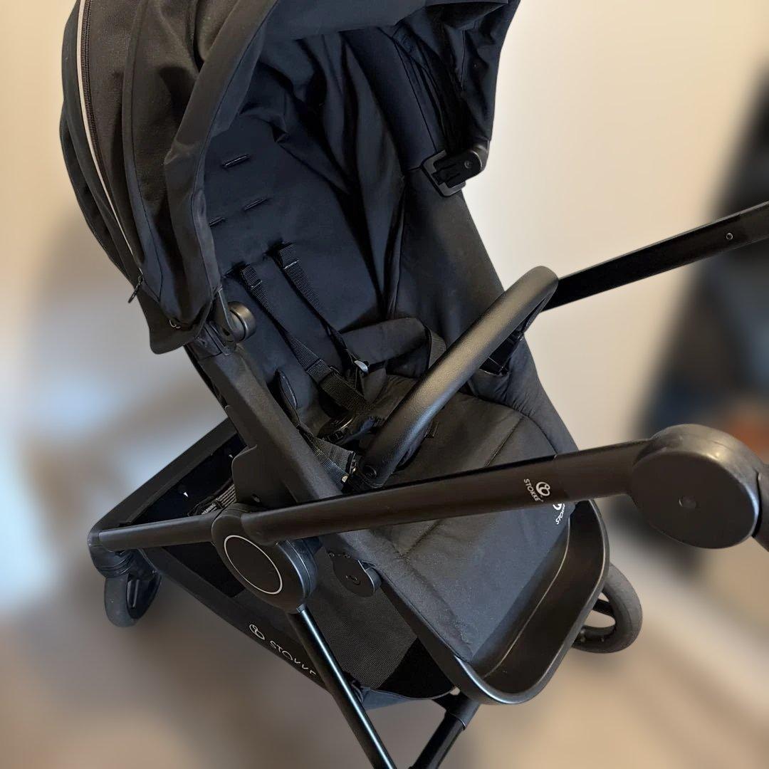 STOKKE ベビーカー ブラック