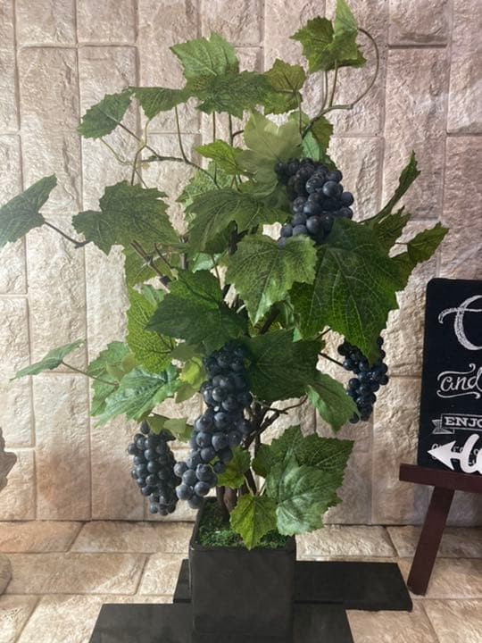 光触媒　人工観葉植物　ウォールグリーン　造花　アレンジ　マスカットブドウ