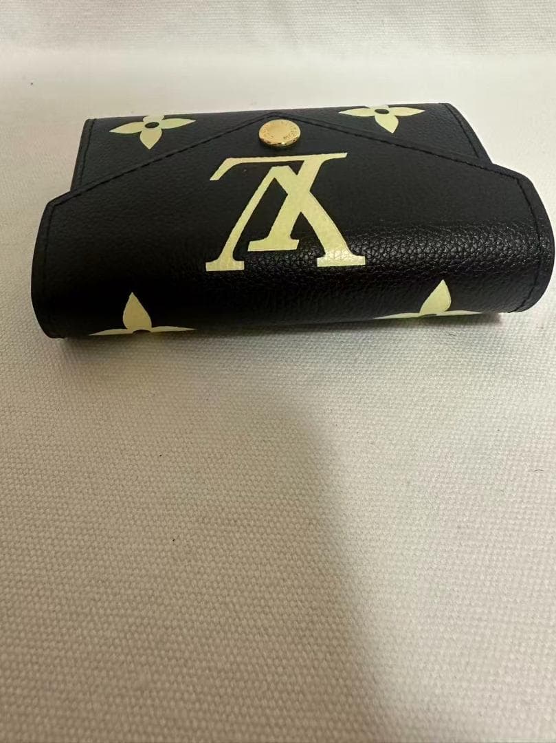 【美品】LOUIS VUITTON ブラック 三つ折り財布