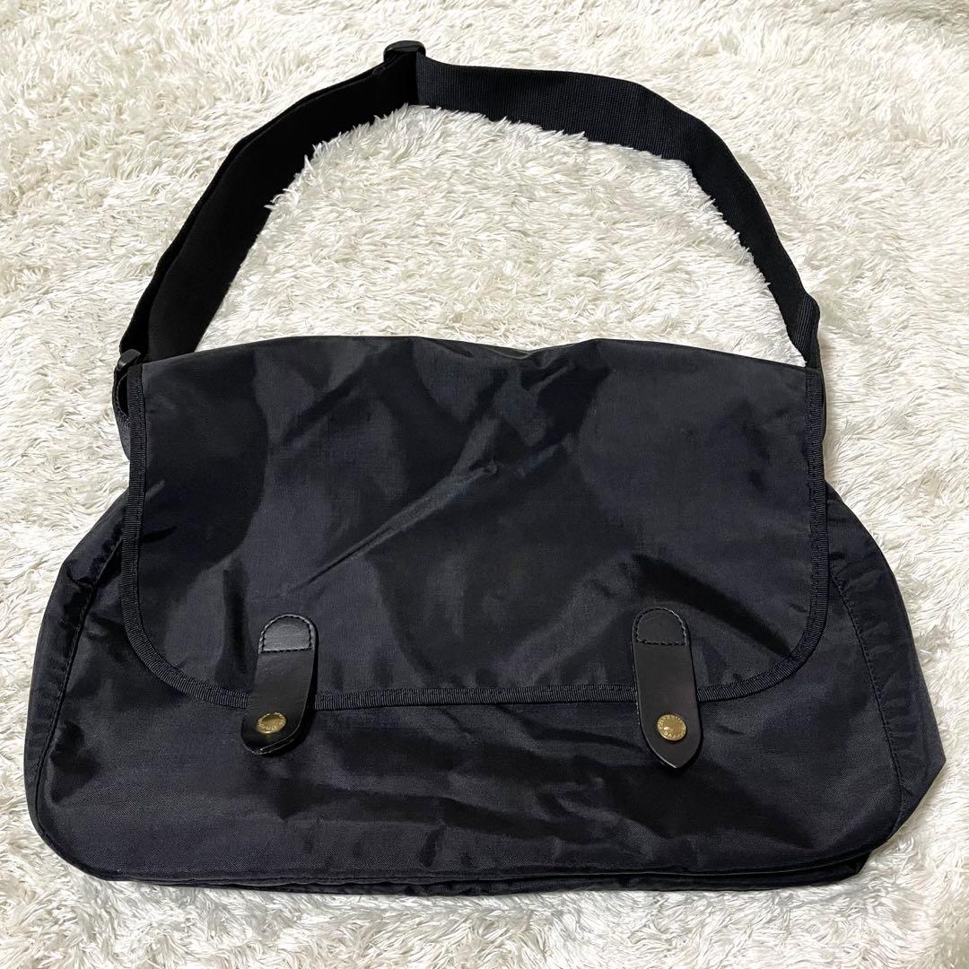 【美品】Herve Chapelier　ショルダーバッグ　黒　メッセンジャー