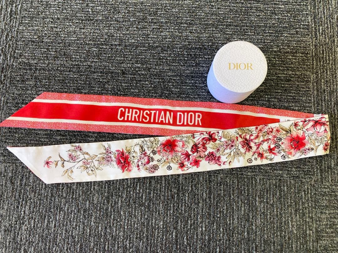 Dior 花柄スカーフ オリジナルボックス付き