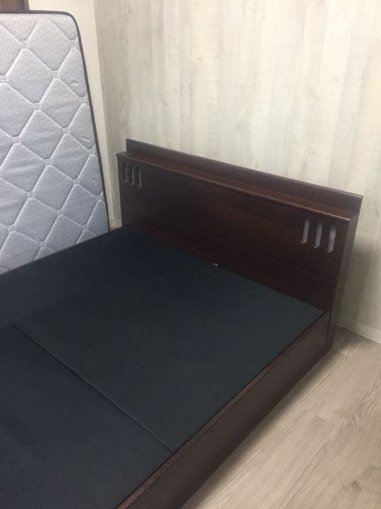 ダブルベッド ライト コンセント付き ※フレームのみ