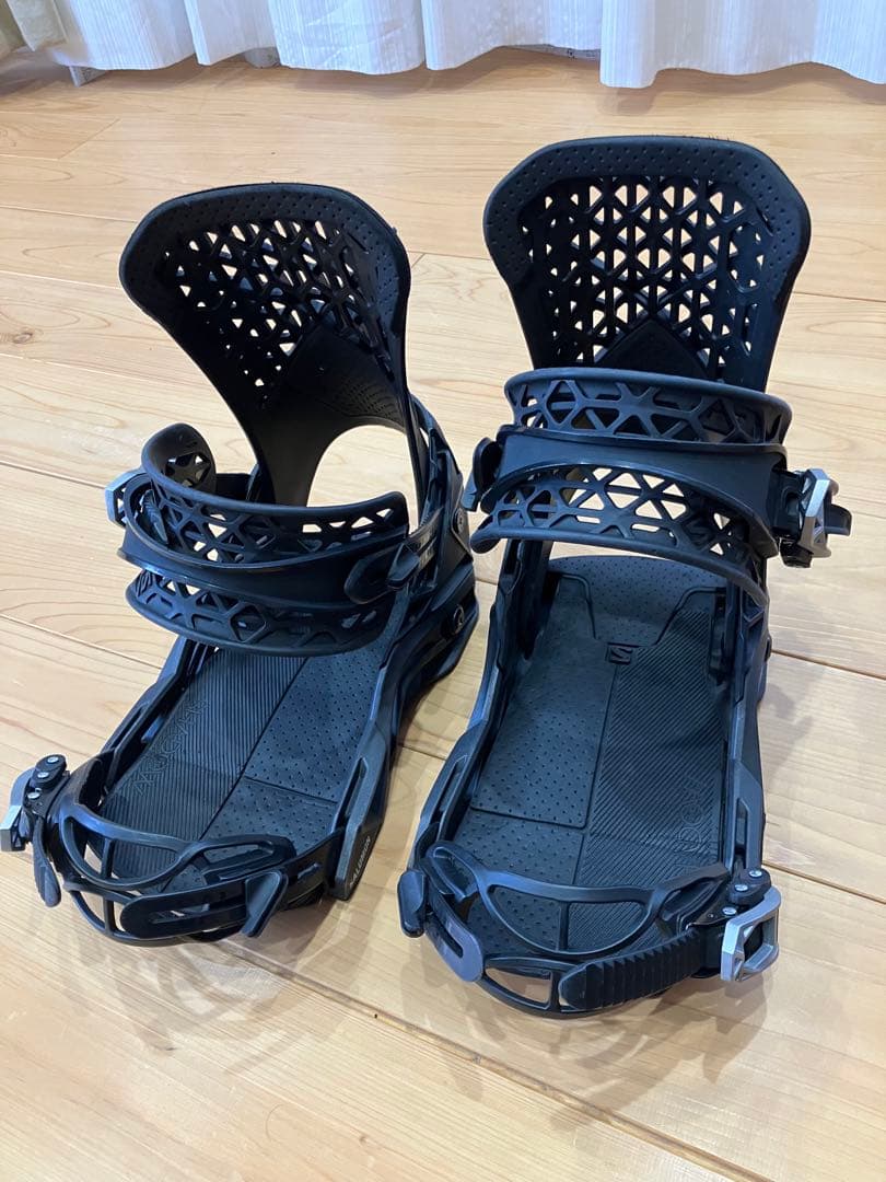 サロモン　ハイランダー Mサイズ　salomon　highlander M