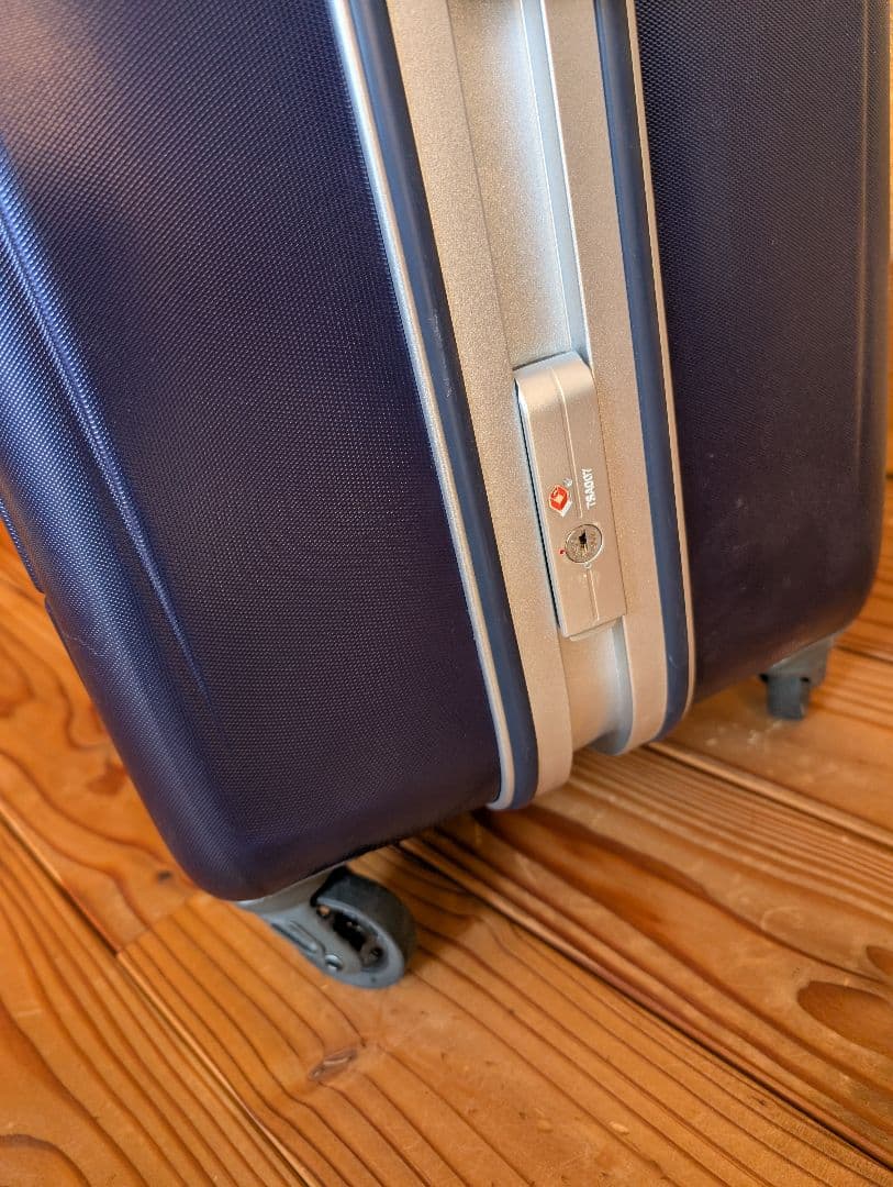 sunco 極軽キャリーケース　大型スーツケース