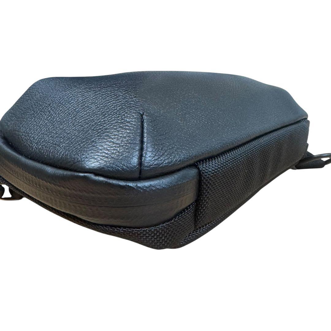 美品✨　WEXLEY　4WAY SLING PACK 　日本限定　2024AW