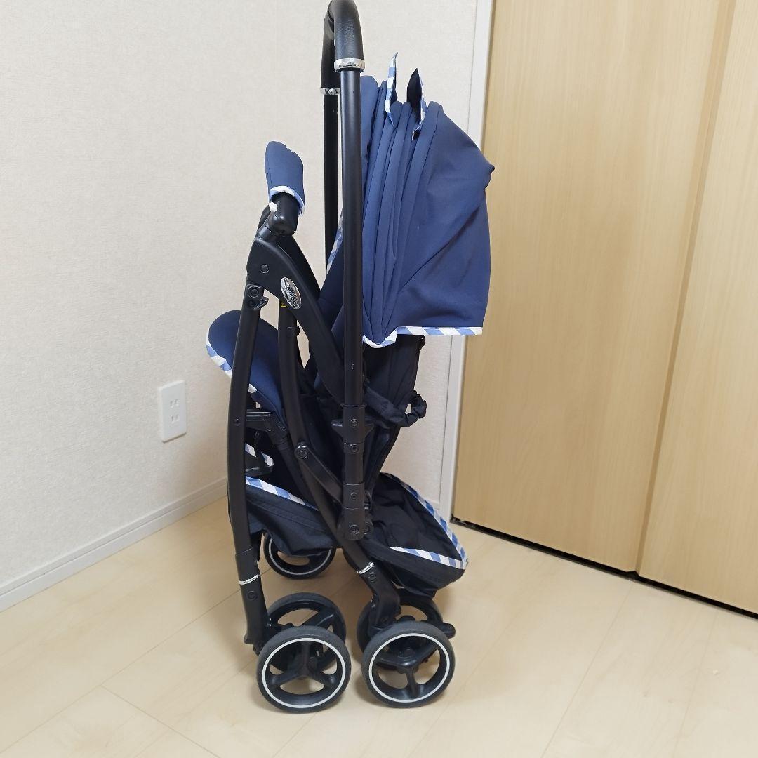 美品　アップリカ　ラクーナエアーAC レザー調ハンドル　マリンボーダー　両対面