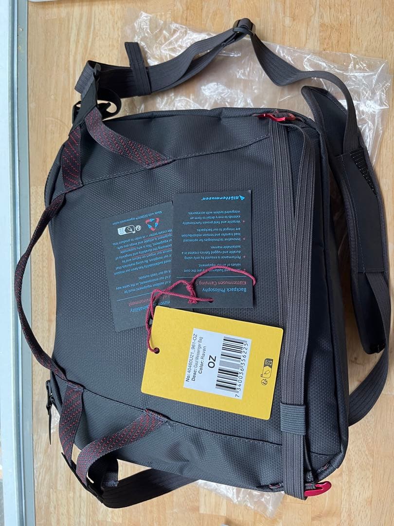 枕*様 klattermusen Gaut Messenger Bag メッセン