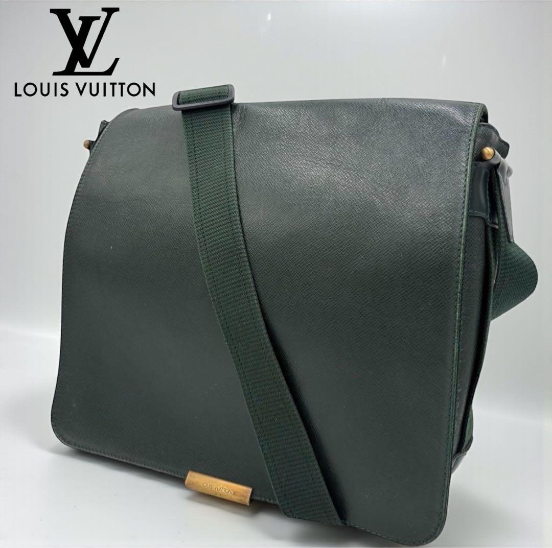 ルイヴィトン タイガ ヴィクトール レザーショルダーバッグ M30144グリーン