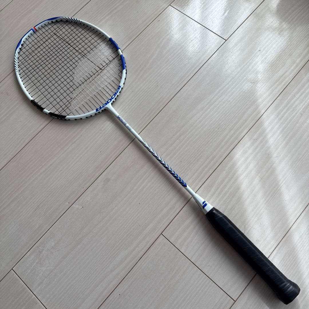 Babolat バドミントンラケット ケース付き