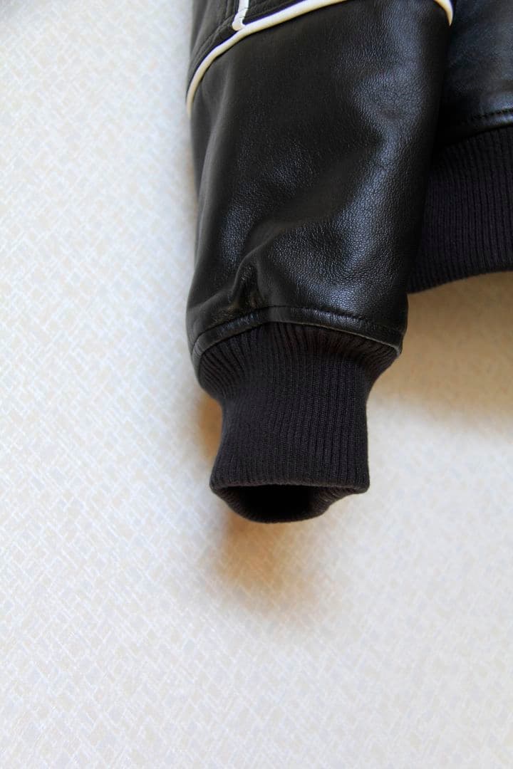 AVIREX × FORSOMEONEレザージャケット